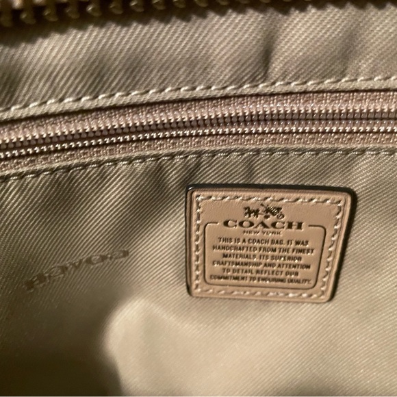 Coach Tote- Special Edition - Picture 2 of 4